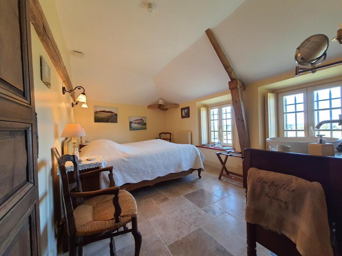 La Petite Ferme Bed & Breakfast Chérence Екстериор снимка