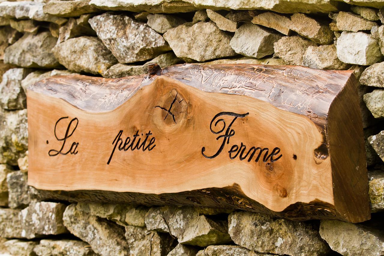 La Petite Ferme Bed & Breakfast Chérence Екстериор снимка